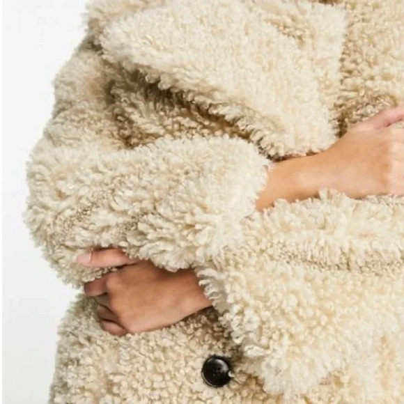 STRADIVARIUS DOUBLE BUTTON TEDDY COAT IN PUTTY-NEUTRAL sz M - Picture 10 of 10